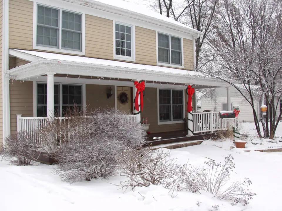 02 ipe front porch during christmas