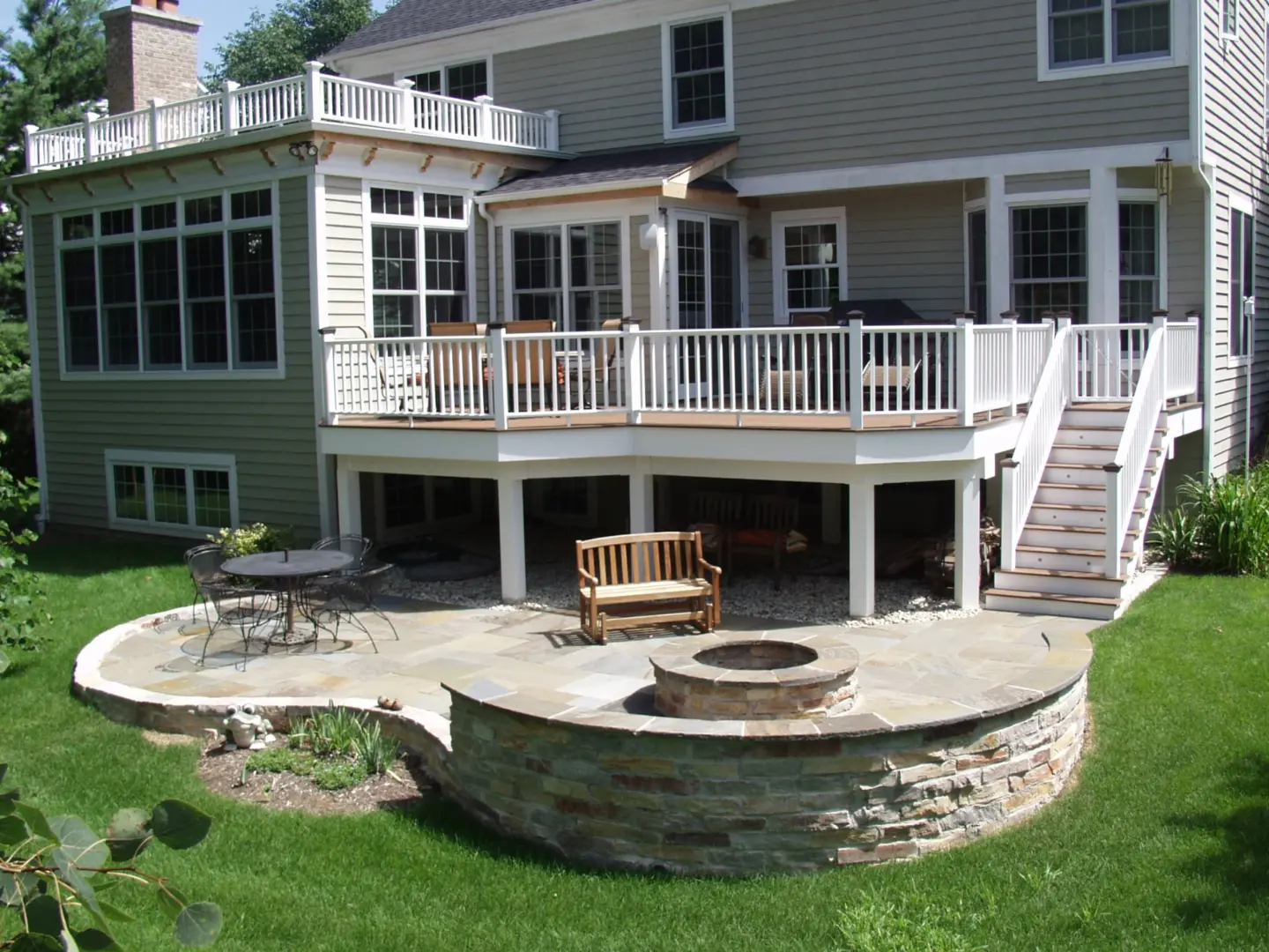 Outdoor Fireplace & Fire Pit Builders in Schaumburg, IL | Woodridge Deck & Gazebo Co.